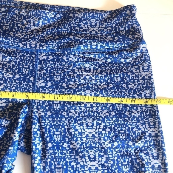 90 Degrees by Reflex High Performance Printed Cropped Athletic Leggings Size XL - Picture 7 of 10